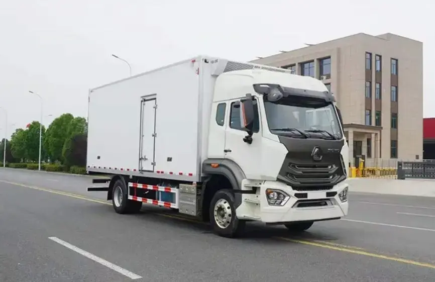 Howo NX 42 Refrigerated Box Truck-1