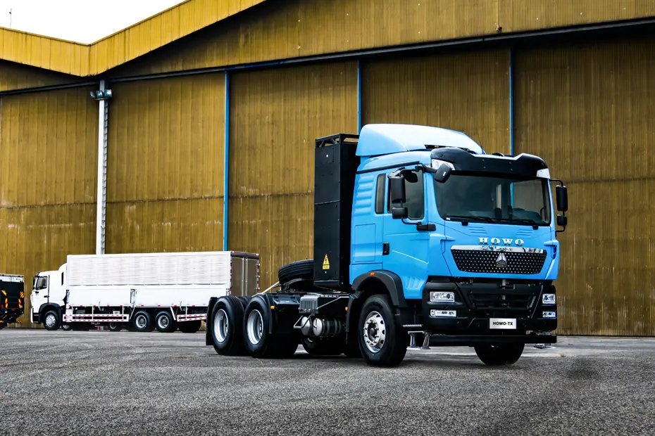 Howo TX Pure Electric 6×4 Tractor Truck -1