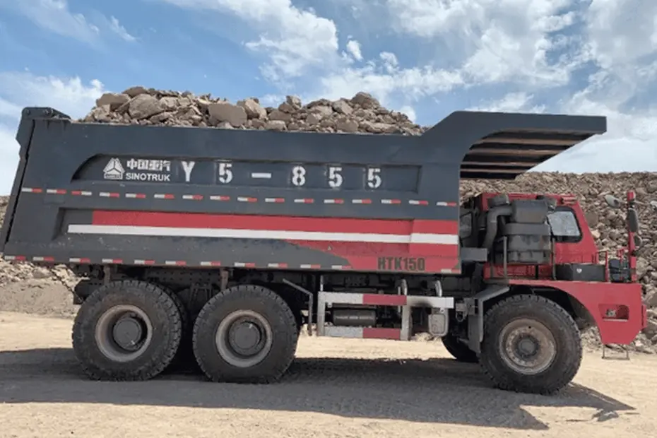 Sinotruk 6X4 Mining Dump Truck-1
