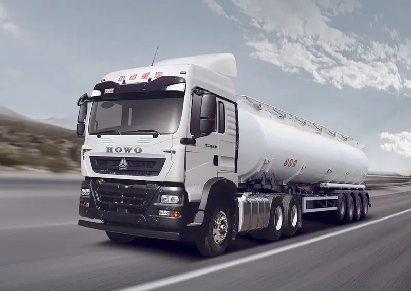 Sinotruk Howo TX 6×4 Fuel Tanker Truck-1