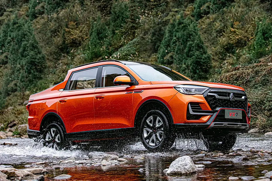 Sinotruk VGV VX7 (1)